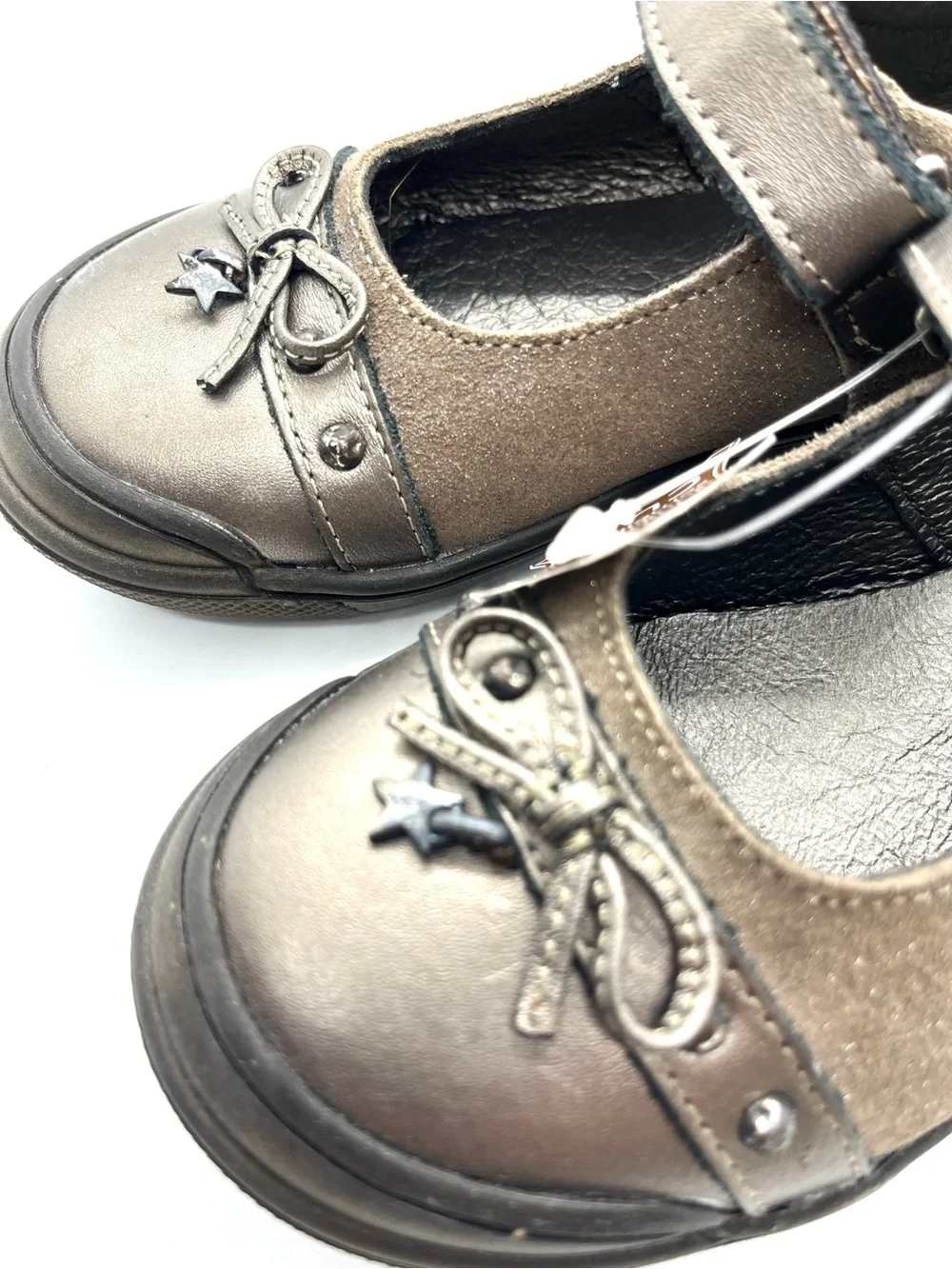 Girls Metallic Brown Leather Mary Jane Shoe with Star Charm & bow NWT
